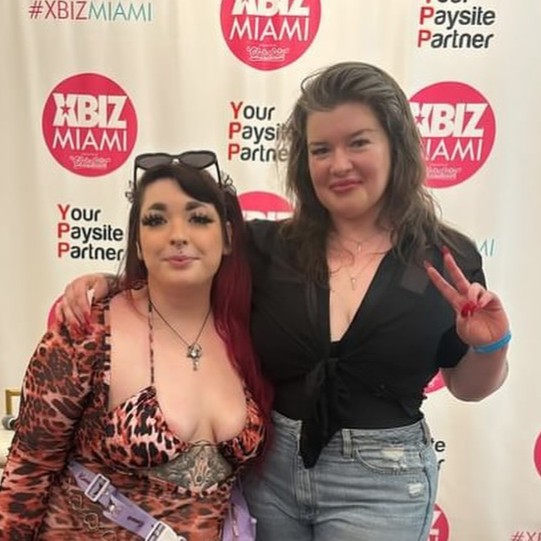 Pomma Alex square.jpeg