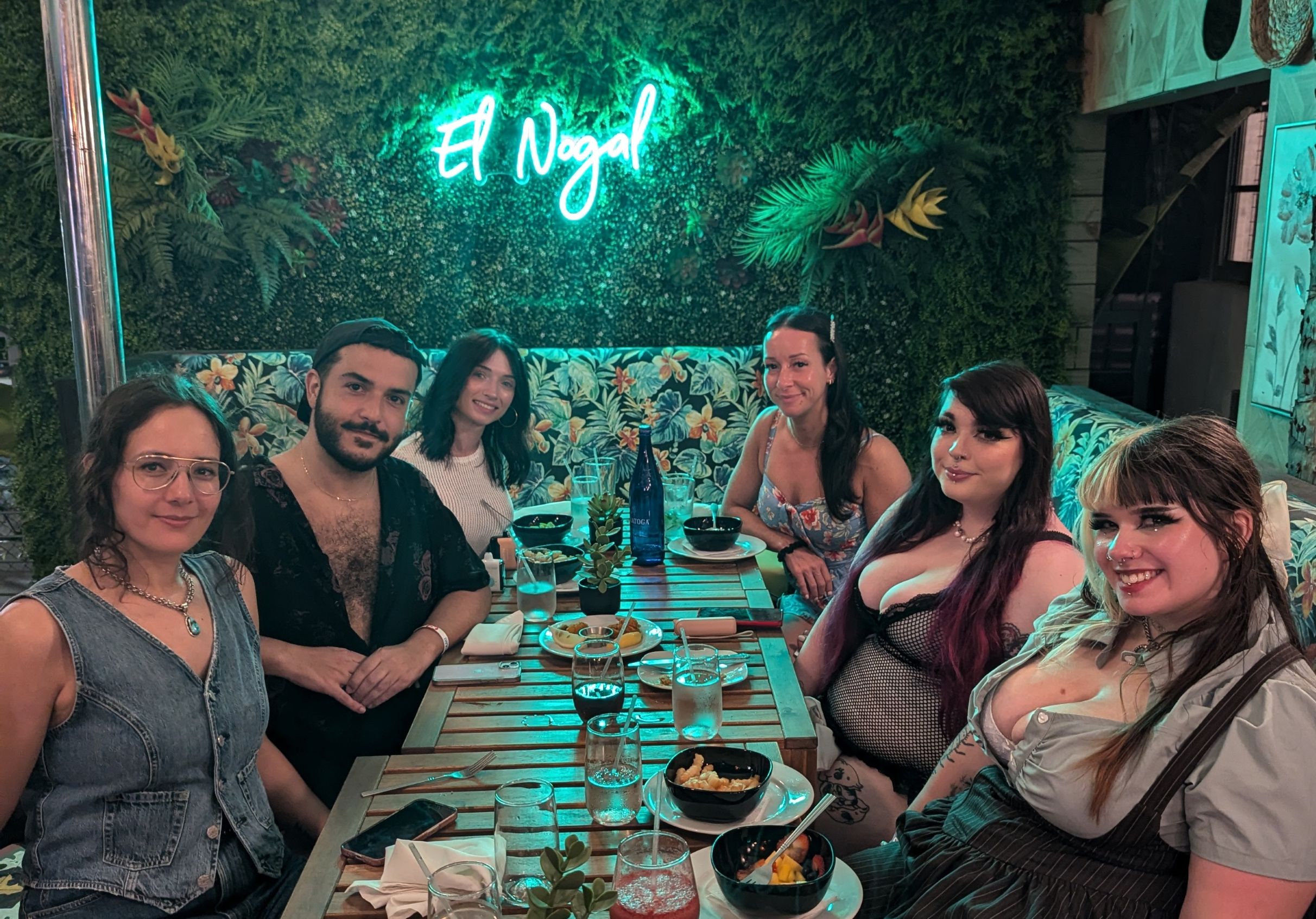 Pomma XBIZ Dinner Crop 80.jpg